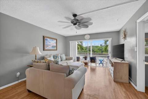 333 NE 19th Avenue #203, Deerfield Beach FL - photo 8 of 31