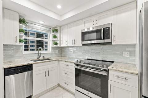 1850 S Ocean Boulevard #505, Lauderdale-By-The-Sea FL - photo 22 of 86