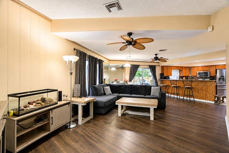 3 bedroom Single Family Residence at 1525 SE Holiday Road, South Port St Lucie Unit 5, Port St. Lucie — photo 5