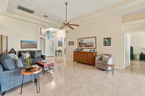91 Southpointe Drive, Fort Pierce FL - photo 9 of 59