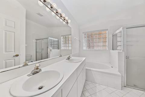 16416 Sapphire Street, Weston FL - photo 21 of 34