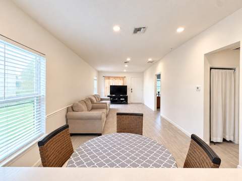 4837 SE Isabelita Avenue, Stuart FL - photo 9 of 32
