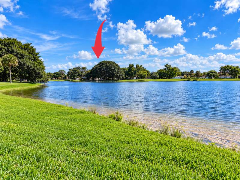 3 bedroom Single Family Residence at 6807 NW 80th Court, Heathgate 3rd Add, Tamarac — photo 2