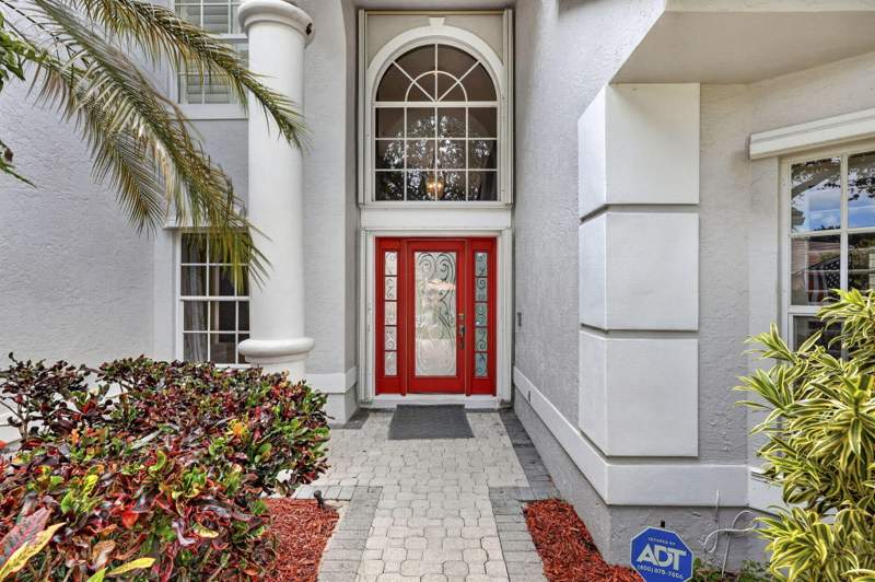 5 bedroom Single Family Residence at 486 S Peacock Lane, Egret Landing At Jupiter, Jupiter — photo 3