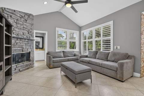 486 S Peacock Lane, Jupiter FL - photo 15 of 80