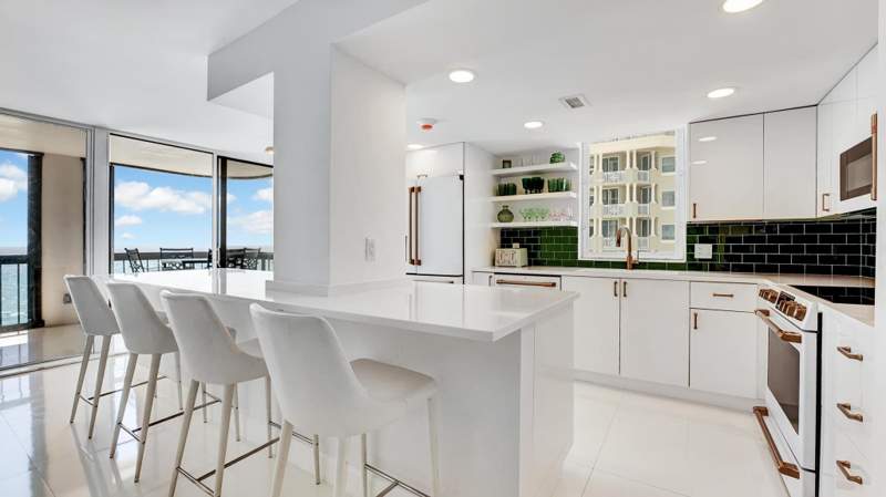 2 bedroom Condominium at 5380 N Ocean Drive #6C, Eastpointe I, Riviera Beach — photo 5