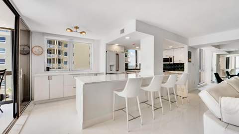 5380 N Ocean Drive #6C, Riviera Beach FL - photo 10 of 33