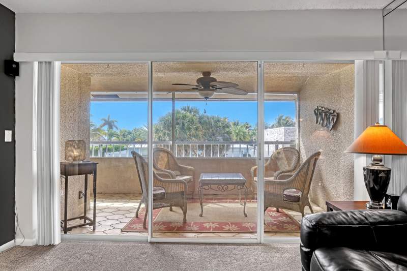 2 bedroom Condominium at 1100 Surf Road #215, Courtyard Condo, Singer Island — photo 4