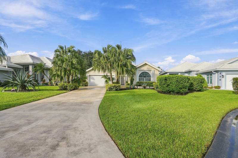 2 bedroom Single Family Residence at 442 SW Fairway Vista, Fairway Isles Replat, Port St. Lucie — photo 2