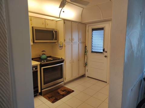 3001 NW 46th Avenue #301, Lauderdale Lakes FL - photo 12 of 21