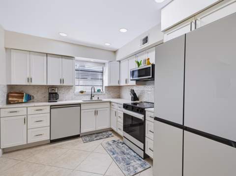 125 Piedmont C, Delray Beach FL - photo 18 of 44
