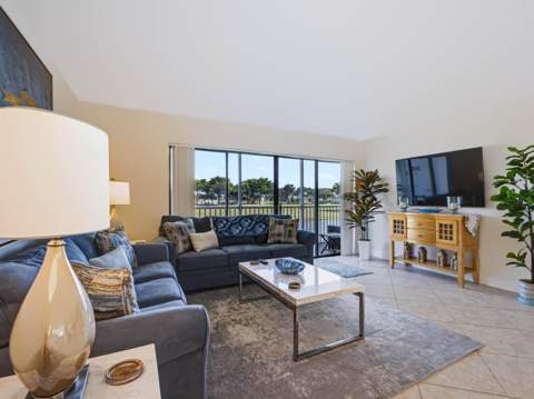 125 Piedmont C, Delray Beach FL - photo 13 of 44