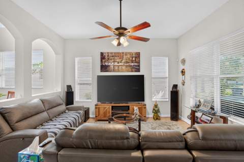 1036 Grove Park Circle, Boynton Beach FL - photo 10 of 39