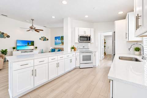 8282 Old Forest Road, Palm Beach Gardens FL - photo 7 of 28