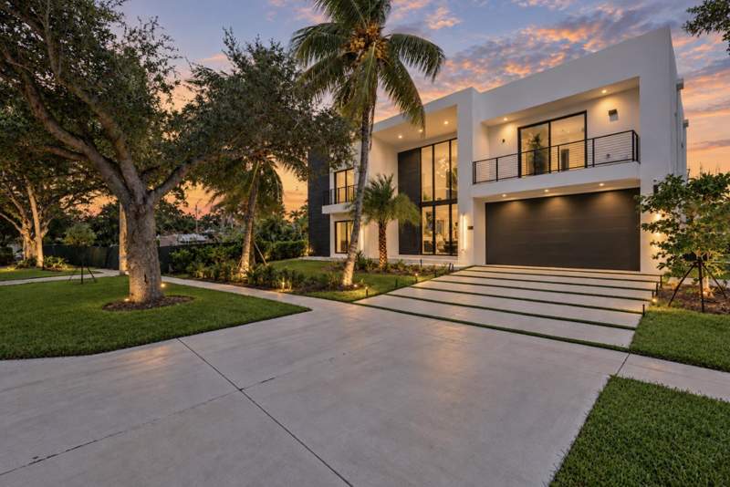 5 bedroom Single Family Residence at 4730 NE 22nd Avenue, Coral Key Villas 5th Sec, Lighthouse Point — photo 3