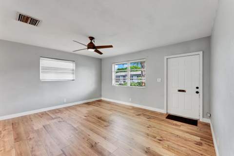 4938 NW 54th Court, Tamarac FL - photo 7 of 28