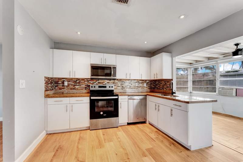 2 bedroom Single Family Residence at 4938 NW 54th Court, Mainlands Of Tamarac Lakes, Tamarac — photo 4