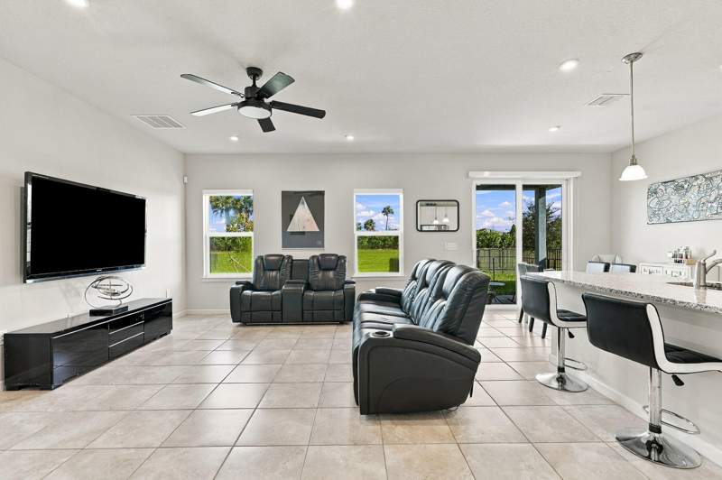 3 bedroom Single Family Residence at 12357 SW Forli Way, Verano South Pud 1 - Pod G - Plat No. 1, Port St. Lucie — photo 2