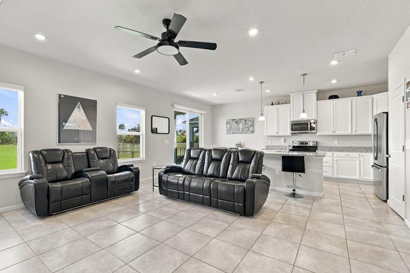 3 bedroom Single Family Residence at 12357 SW Forli Way, Verano South Pud 1 - Pod G - Plat No. 1, Port St. Lucie — photo 3
