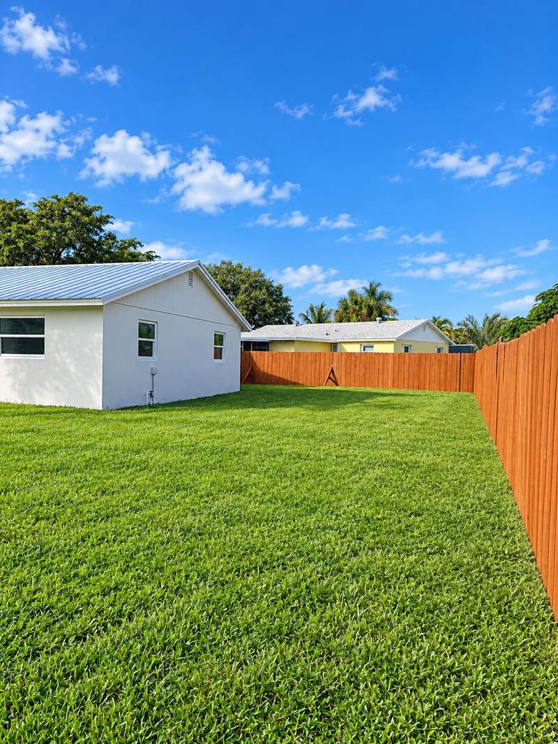 3 bedroom Single Family Residence at 19052 SE Suddard Drive, Tropic Vista, Jupiter — photo 4