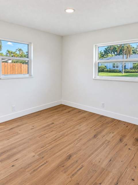 19052 SE Suddard Drive, Jupiter FL - photo 9 of 16