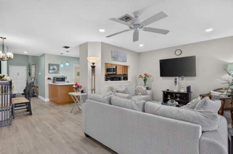 1991 Discovery Circle, Deerfield Beach FL - photo 18 of 47