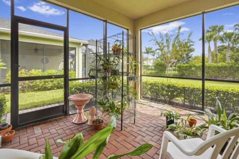 12842 SW Lake Fern Circle, Port St. Lucie FL - photo 16 of 33