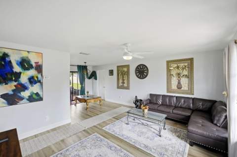 621 SW Stillman Avenue, Port St. Lucie FL - photo 6 of 39
