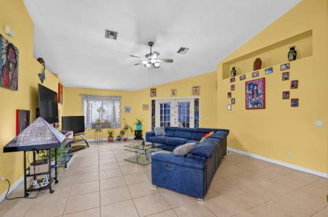 183 Island Way, Greenacres FL - photo 8 of 38