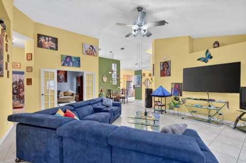 183 Island Way, Greenacres FL - photo 10 of 38