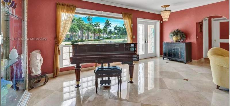 3 bedroom Single Family Residence at 1200 Hollywood Boulevard, Hollywood Lakes Section, Hollywood — photo 3