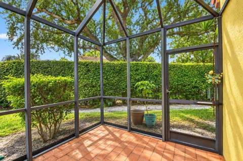 183 Island Way, Greenacres FL - photo 22 of 38