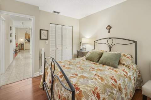 820 SW 12th Place, Fort Lauderdale FL - photo 13 of 37