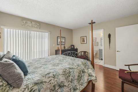820 SW 12th Place, Fort Lauderdale FL - photo 17 of 37