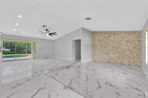 8866 NW 2nd Place, Coral Springs FL - photo 9 of 73