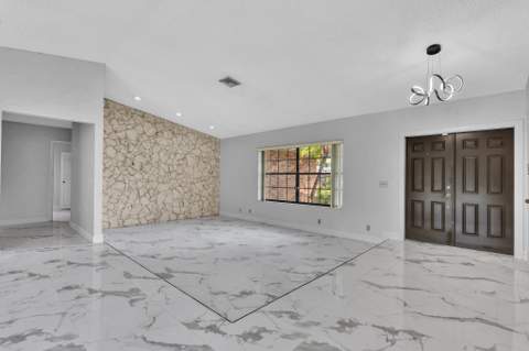 8866 NW 2nd Place, Coral Springs FL - photo 11 of 73