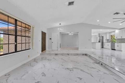 8866 NW 2nd Place, Coral Springs FL - photo 13 of 73