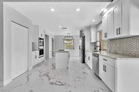 8866 NW 2nd Place, Coral Springs FL - photo 20 of 73