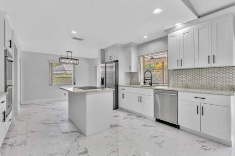 8866 NW 2nd Place, Coral Springs FL - photo 21 of 73