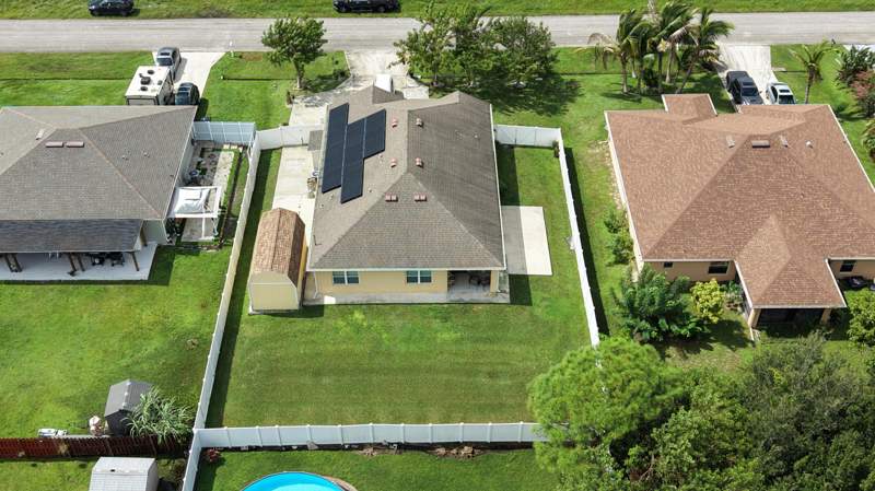 4 bedroom Single Family Residence at 2369 SW Barber Lane, Port St Lucie Section 18, Port St. Lucie — photo 5