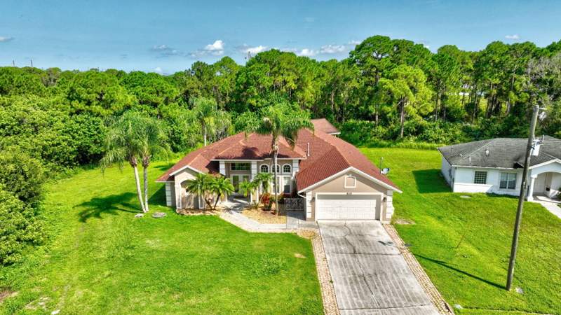 3 bedroom Single Family Residence at 6119 NW Gause Avenue, Port St Lucie Section 44, Port St. Lucie — photo 2
