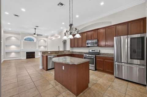 6119 NW Gause Avenue, Port St. Lucie FL - photo 13 of 52