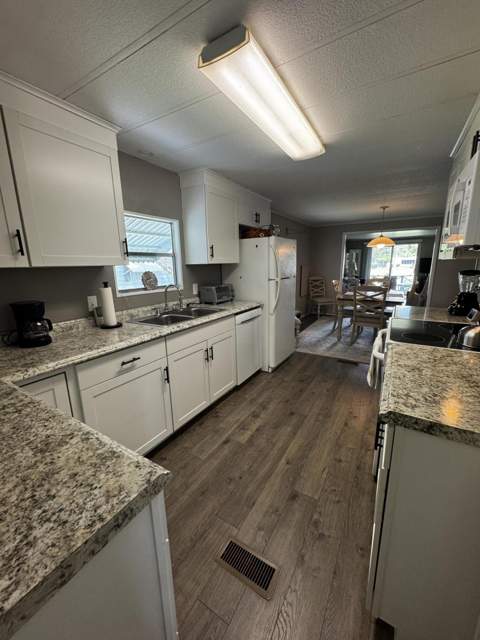 19 San Luis Obispo, Fort Pierce FL - photo 16 of 39