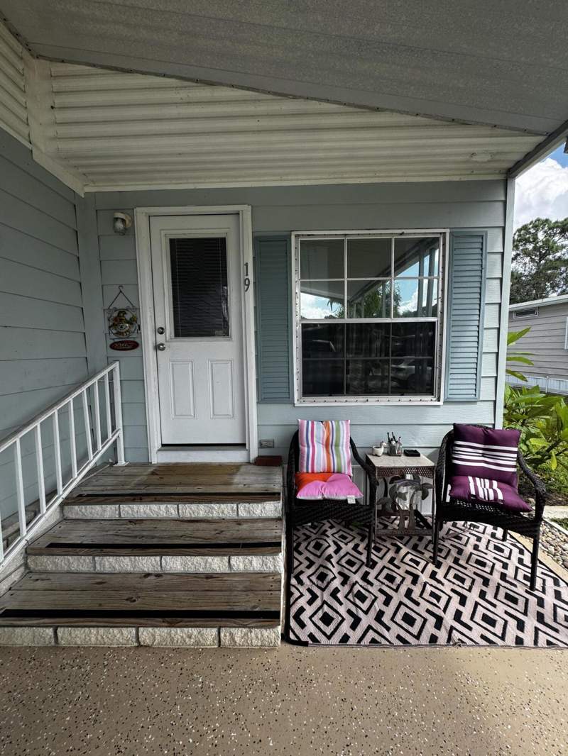 2 bedroom Manufactured Home at 19 San Luis Obispo, Spanish Lakes Country Club Village, Fort Pierce — photo 2