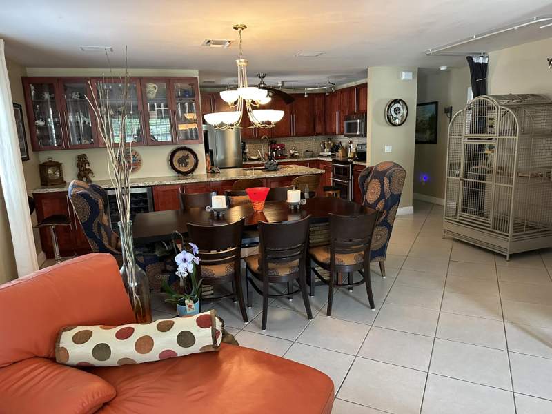 4 bedroom Single Family Residence at 3040 NW 7th Street, Washington Park Third Add, Fort Lauderdale — photo 4