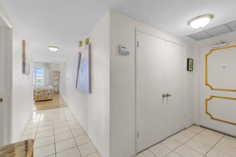 3700 Galt Ocean Drive #815, Fort Lauderdale FL - photo 9 of 36