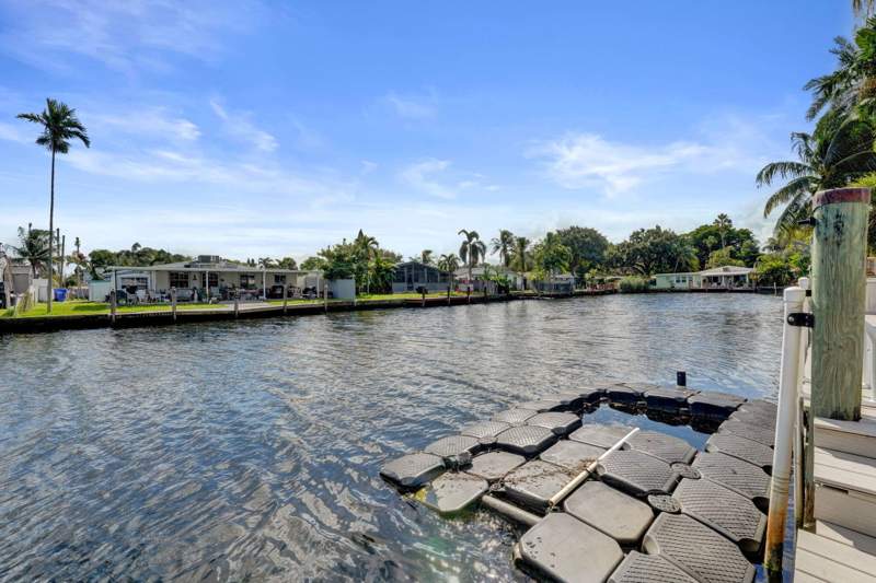 3 bedroom Single Family Residence at 2714 Scott Street, Look Homesites No 3, Hollywood — photo 4