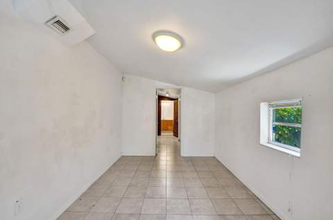 2714 Scott Street, Hollywood FL - photo 18 of 58