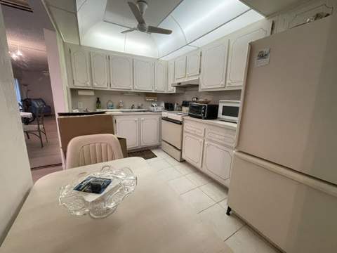 120 Preston Way, Boca Raton FL - photo 12 of 18