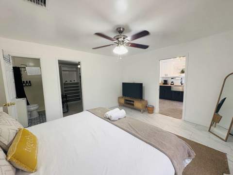 2711 NE 11th Terrace, Pompano Beach FL - photo 10 of 21